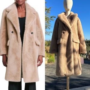 Moving sale‼️Avec Les Filles Relaxed Fit Longline Double Breasted Faux Mink Coat
